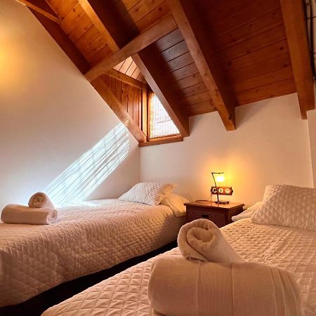 Apartament La Noguera - L'Amfitriona Rialp Kültér fotó