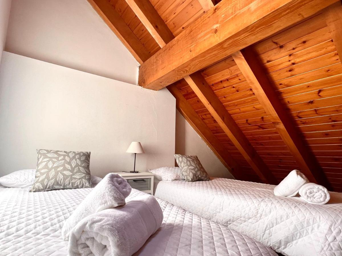 Apartament La Noguera - L'Amfitriona Rialp Kültér fotó